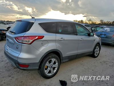 Trzecie zdjęcie samochodu z tyłu: 2015 FORD ESCAPE SE VIN:1FMCU9GX8FUB20585 - miniatura