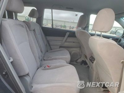 Zdjęcie 11 z 14 samochodu: 2008 TOYOTA HIGHLANDER BASE VIN:JTEDS41A982050353 - miniatura