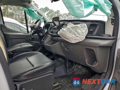Zdjęcie 8 z 14 samochodu: 2020 FORD TRANSIT 150 DELIVERY VAN VIN:1FTYE1YG7LKB08328 - miniatura