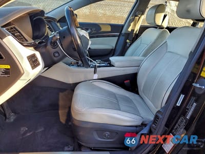 Zdjęcie 7 z 13 samochodu: 2015 KIA K900 VIN:KNALW4D41F6017585 - miniatura