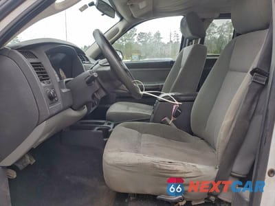 Zdjęcie 7 z 12 samochodu: 2010 DODGE DAKOTA SXT VIN:1D7CE3BK1AS151178 - miniatura
