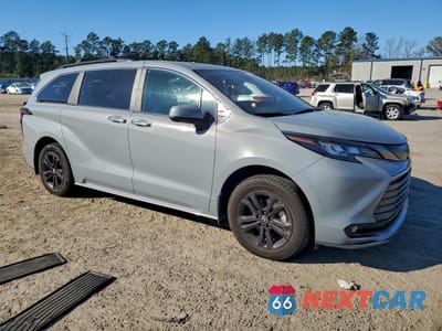 Czwarte zdjęcie samochodu z boku: 2024 TOYOTA SIENNA XSE VIN:5TDCSKFC5RS117605 - miniatura
