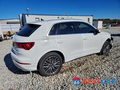 Trzecie zdjęcie samochodu z tyłu: 2022 AUDI Q3 PREMIUM 40 VIN:WA1AUCF35N1136020 - miniatura