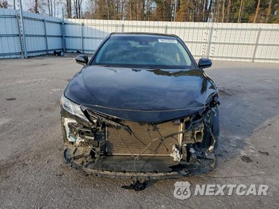 Piąte zdjęcie samochodu w środku: 2018 TOYOTA CAMRY L VIN:4T1B11HK5JU608877 - miniatura