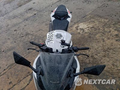 Piąte zdjęcie samochodu w środku: 2017 KAWASAKI EX300 B VIN:JKAEX8B19HDA35742 - miniatura