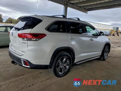 Trzecie zdjęcie samochodu z tyłu: 2017 TOYOTA HIGHLANDER HYBRID LIMITED PLATINUM VIN:5TDDGRFH7HS024786 - miniatura