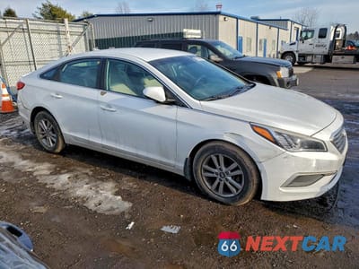 Czwarte zdjęcie samochodu z boku: 2017 HYUNDAI SONATA SE VIN:5NPE24AF6HH499900 - miniatura