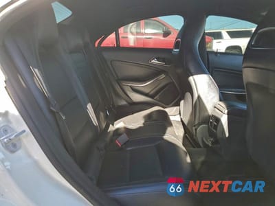 Zdjęcie 10 z 12 samochodu: 2017 MERCEDES-BENZ CLA 250 VIN:WDDSJ4EBXHN489471 - miniatura