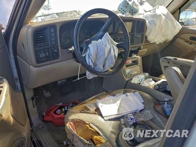 Zdjęcie 8 z 13 samochodu: 2001 GMC YUKON VIN:1GKEK13T91J117166 - miniatura
