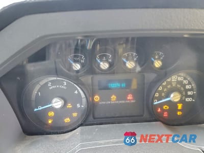 Zdjęcie 8 z 10 samochodu: 2015 FORD F750 SUPER DUTY VIN:3FRXF7FC1FV727092 - miniatura