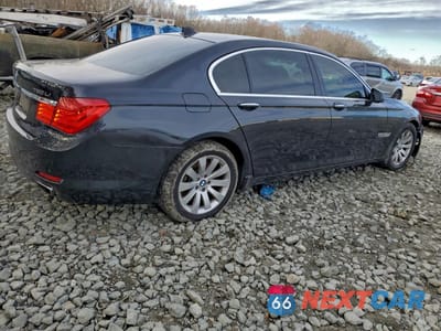 Trzecie zdjęcie samochodu z tyłu: 2011 BMW 750 LXI VIN:WBAKC8C59BC433367 - miniatura