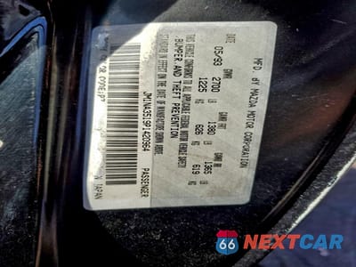 Zdjęcie 12 z 12 samochodu: 1993 MAZDA MX-5 MIATA VIN:JM1NA3519P1420964 - miniatura