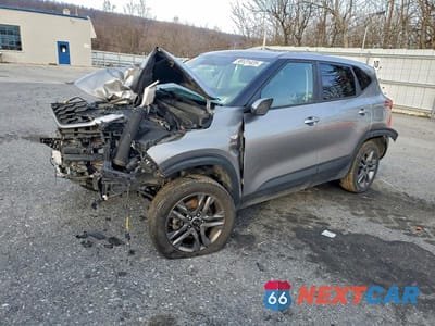 2021 KIA SELTOS LX KNDEPCAA6M7061568 - główne zdjęcie licytacji z USA - miniatura