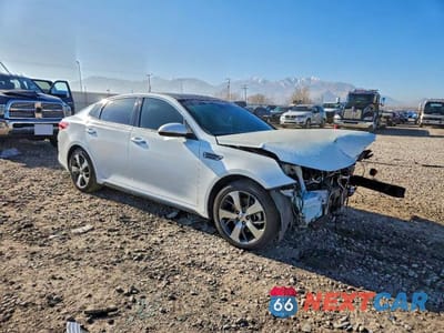 Czwarte zdjęcie samochodu z boku: 2019 KIA OPTIMA LX VIN:5XXGT4L38KG293781 - miniatura