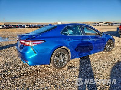 Trzecie zdjęcie samochodu z tyłu: 2020 TOYOTA CAMRY SE VIN:4T1G11AK6LU395988 - miniatura