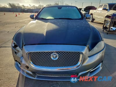 Piąte zdjęcie samochodu w środku: 2011 JAGUAR XJ VIN:SAJWA1CB6BLV04646 - miniatura