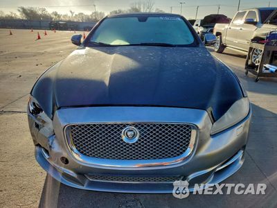 Piąte zdjęcie samochodu w środku: 2011 JAGUAR XJ VIN:SAJWA1CB6BLV04646 - miniatura