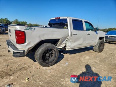 Trzecie zdjęcie samochodu z tyłu: 2017 CHEVROLET SILVERADO K1500 LT VIN:3GCUKREC8HG164655 - miniatura