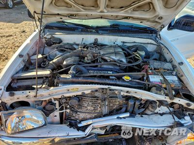 Zdjęcie 11 z 13 samochodu: 2002 TOYOTA TACOMA XTRACAB PRERUNNER VIN:5TESN92N92Z105419 - miniatura