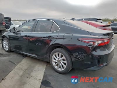 Drugie zdjęcie samochodu z przodu: 2021 TOYOTA CAMRY LE VIN:4T1C11AKXMU453553 - miniatura
