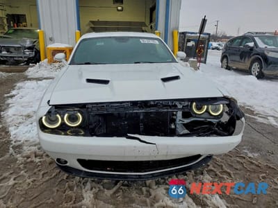 Piąte zdjęcie samochodu w środku: 2018 DODGE CHALLENGER GT VIN:2C3CDZGGXJH316094 - miniatura