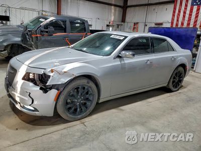 2020 CHRYSLER 300 LIMITED 2C3CCAKG6LH128588 - główne zdjęcie licytacji z USA - miniatura