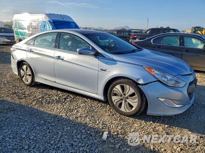 Czwarte zdjęcie samochodu z boku: 2013 HYUNDAI SONATA HYBRID VIN:KMHEC4A43DA071467 - miniatura