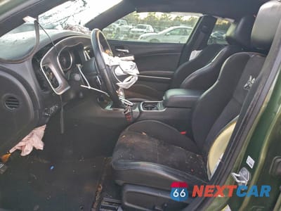 Zdjęcie 7 z 13 samochodu: 2021 DODGE CHARGER SCAT PACK VIN:2C3CDXGJ8MH581195 - miniatura