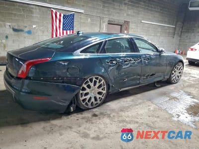 Trzecie zdjęcie samochodu z tyłu: 2013 JAGUAR XJL PORTFOLIO VIN:SAJWJ2GD1D8V45032 - miniatura