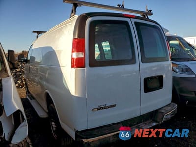 Drugie zdjęcie samochodu z przodu: 2022 CHEVROLET EXPRESS 2500 CARGO DELIVERY VAN VIN:1GCWGAFPXN1267809 - miniatura