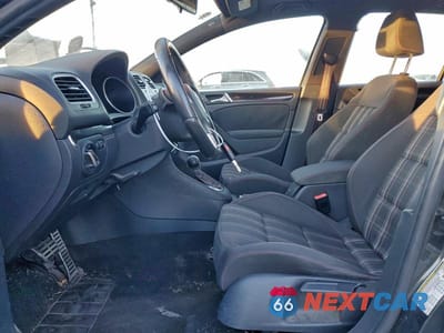 Zdjęcie 7 z 12 samochodu: 2013 VOLKSWAGEN GTI VIN:WVWHV7AJ0DW128892 - miniatura