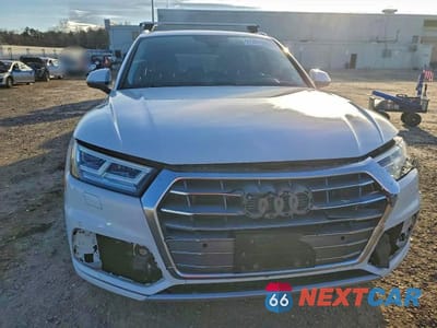 Piąte zdjęcie samochodu w środku: 2019 AUDI Q5 PREMIUM PLUS VIN:WA1BNAFY9K2100905 - miniatura