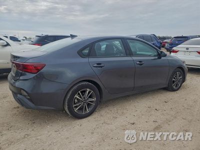 Trzecie zdjęcie samochodu z tyłu: 2024 KIA FORTE LXS VIN:3KPF24AD2RE799829 - miniatura