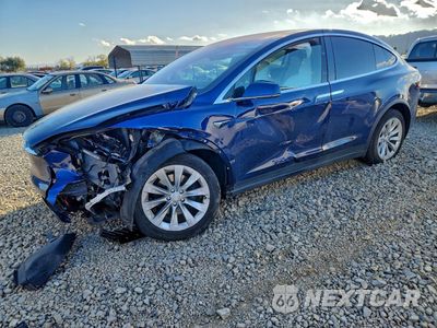 2018 TESLA MODEL X 5YJXCAE21JF092003 - główne zdjęcie licytacji z USA - miniatura
