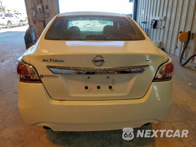 Zdjęcie 6 z 13 samochodu: 2015 NISSAN ALTIMA 2.5 VIN:1N4AL3AP6FN377006 - miniatura