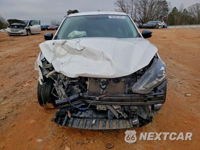 Piąte zdjęcie samochodu w środku: 2018 NISSAN SENTRA SR VIN:3N1AB7AP4JY243002 - miniatura