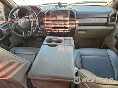Zdjęcie 8 z 12 samochodu: 2019 FORD F350 UTILITY / SERVICE TRUCK VIN:1FD8W3HT7KED72471 - miniatura