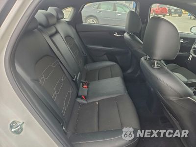 Zdjęcie 10 z 14 samochodu: 2024 KIA FORTE GT LINE VIN:3KPF54AD5RE805369 - miniatura