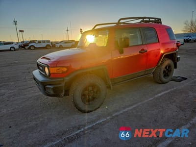 2012 TOYOTA FJ CRUISER JTEBU4BF2CK130470 - główne zdjęcie licytacji z USA - miniatura