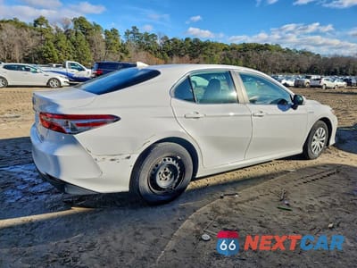 Trzecie zdjęcie samochodu z tyłu: 2019 TOYOTA CAMRY HYBRID LE VIN:4T1B31HK8KU515377 - miniatura