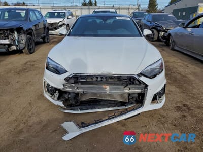 Piąte zdjęcie samochodu w środku: 2022 AUDI A5 PREMIUM 45 VIN:WAUSAAF50NA031245 - miniatura