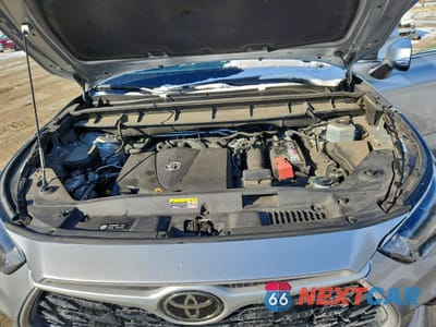 Zdjęcie 12 z 15 samochodu: 2021 TOYOTA HIGHLANDER XLE VIN:5TDGZRAH8MS521161 - miniatura