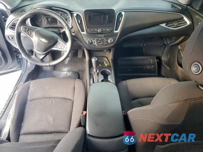 Zdjęcie 8 z 11 samochodu: 2020 CHEVROLET MALIBU RS VIN:1G1ZG5ST0LF113416 - miniatura