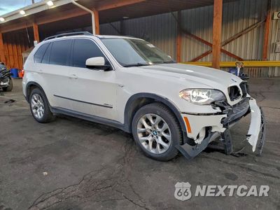 Czwarte zdjęcie samochodu z boku: 2013 BMW X5 XDRIVE35I VIN:5UXZV4C59D0E13100 - miniatura
