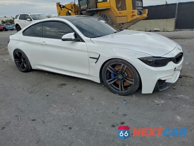 Czwarte zdjęcie samochodu z boku: 2015 BMW M4 VIN:WBS3R9C54FK329675 - miniatura