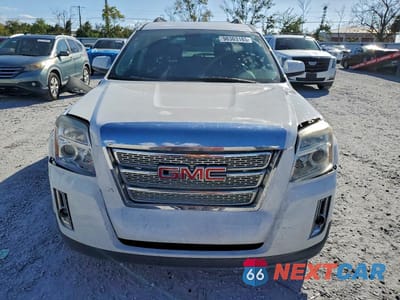 Piąte zdjęcie samochodu w środku: 2011 GMC TERRAIN SLE VIN:2CTALSECXB6459061 - miniatura