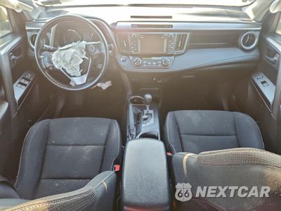 Zdjęcie 8 z 14 samochodu: 2017 TOYOTA RAV4 HV LE VIN:JTMRJREV5HD063189 - miniatura