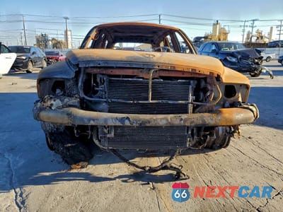 Piąte zdjęcie samochodu w środku: 2000 DODGE DURANGO VIN:1B4HS28N5YF303743 - miniatura