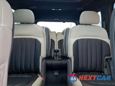 Zdjęcie 10 z 13 samochodu: 2025 KIA EV9 GT LINE VIN:5XYAEFS55SG003149 - miniatura
