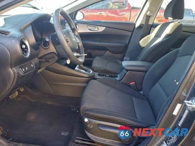 Zdjęcie 7 z 16 samochodu: 2023 KIA FORTE LX VIN:3KPF24AD5PE675079 - miniatura